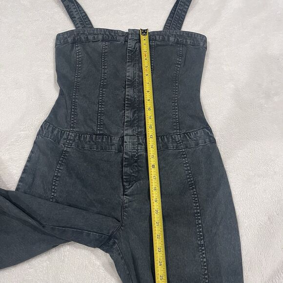 Free People Lucky Day One-Piece Jumpsuit Sz 8 Women Casual Boho Denim Black NEW - Picture 4 of 10